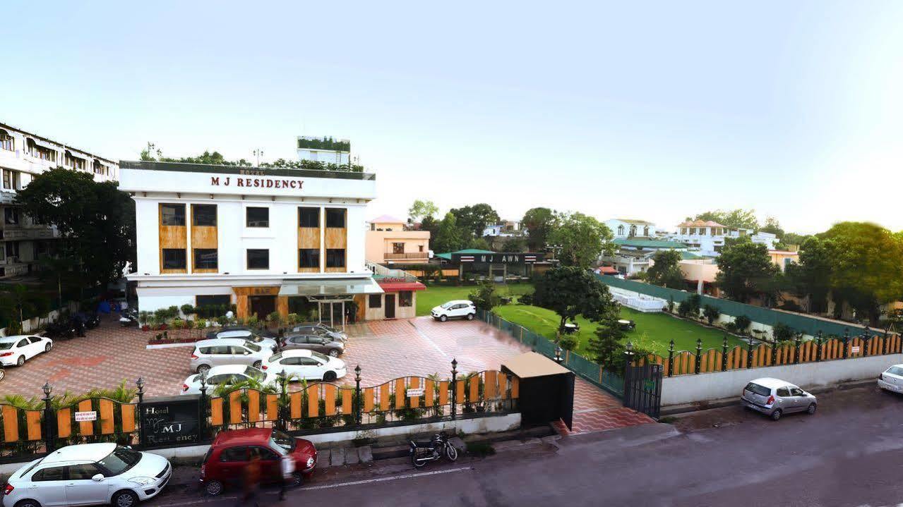 Hotel Mj Residency Dehradun Ngoại thất bức ảnh